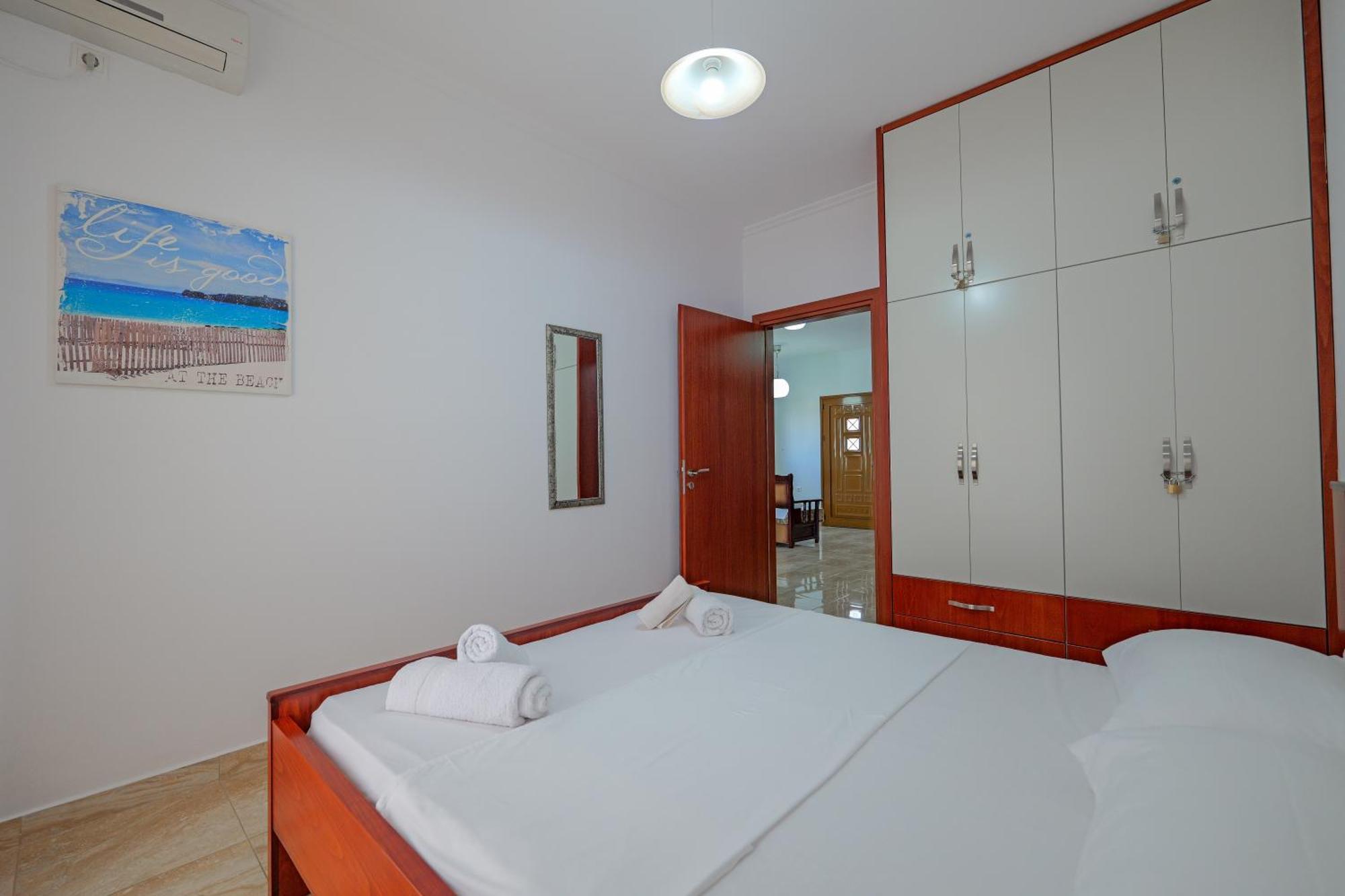 Guesthouse Moonlight Downtown Ksamil Buitenkant foto