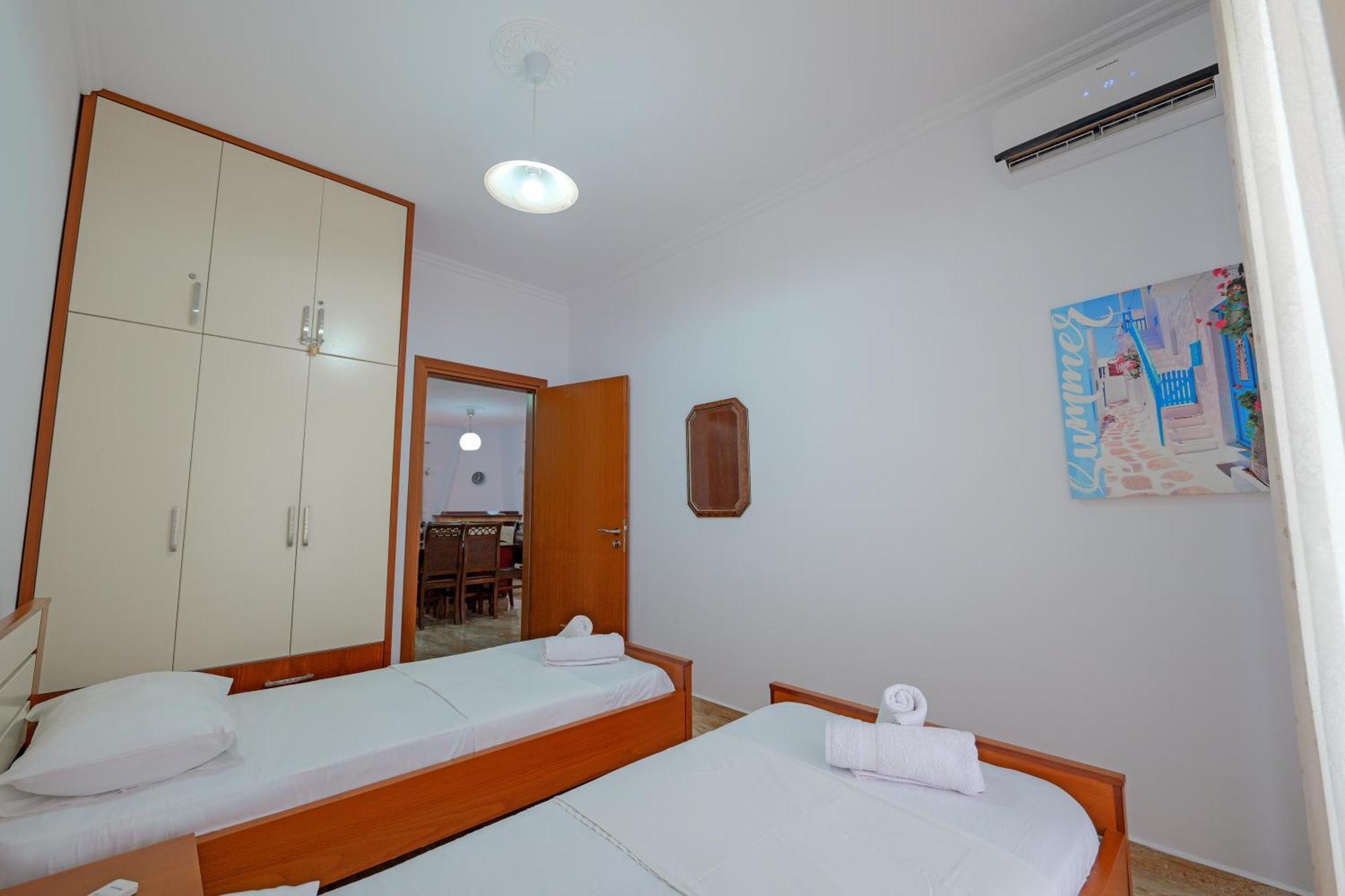Guesthouse Moonlight Downtown Ksamil Buitenkant foto